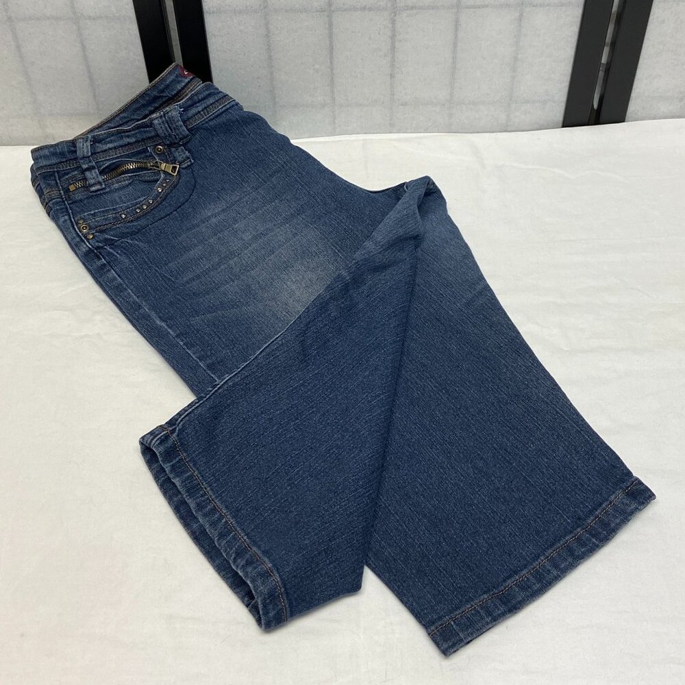 Kiss Therapy Embellished Zip Pocket Faded Capri Crop Denim Jeans Medium Wash 16 - Picture 8 of 14